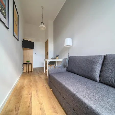 Plac Grunwaldzki Homely * فروتسواف